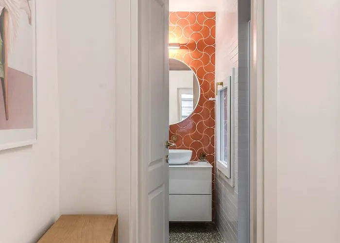 Silent 2 Bdrm Heart Of Trastevere Apartment *